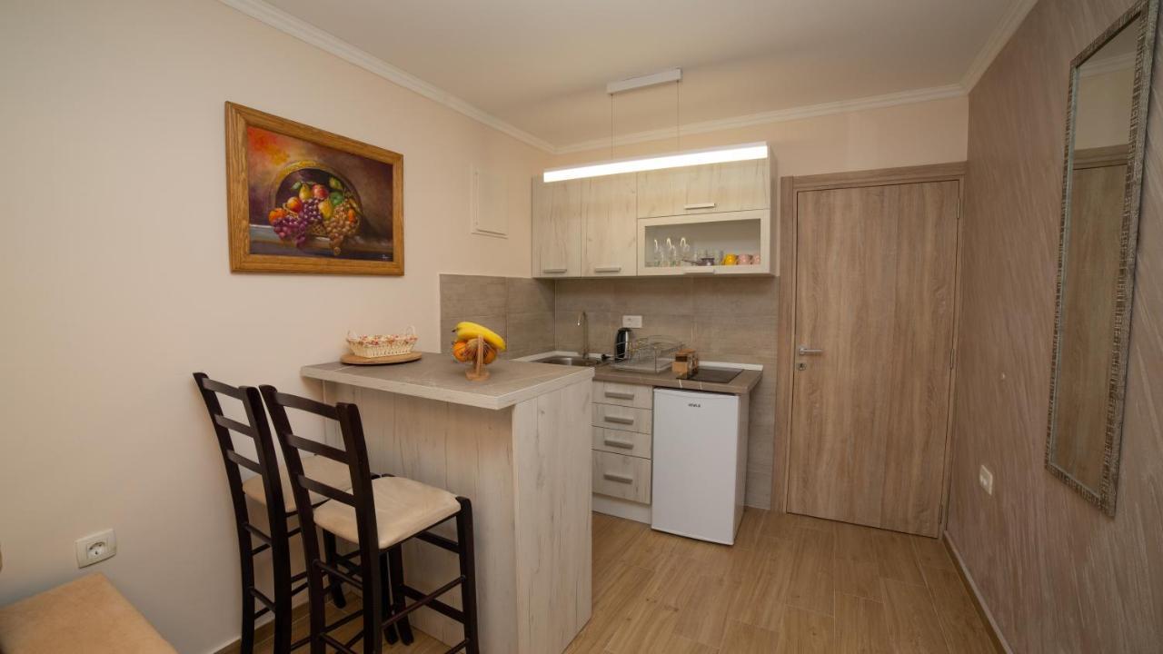 Apartments Teodora Virpazar Extérieur photo